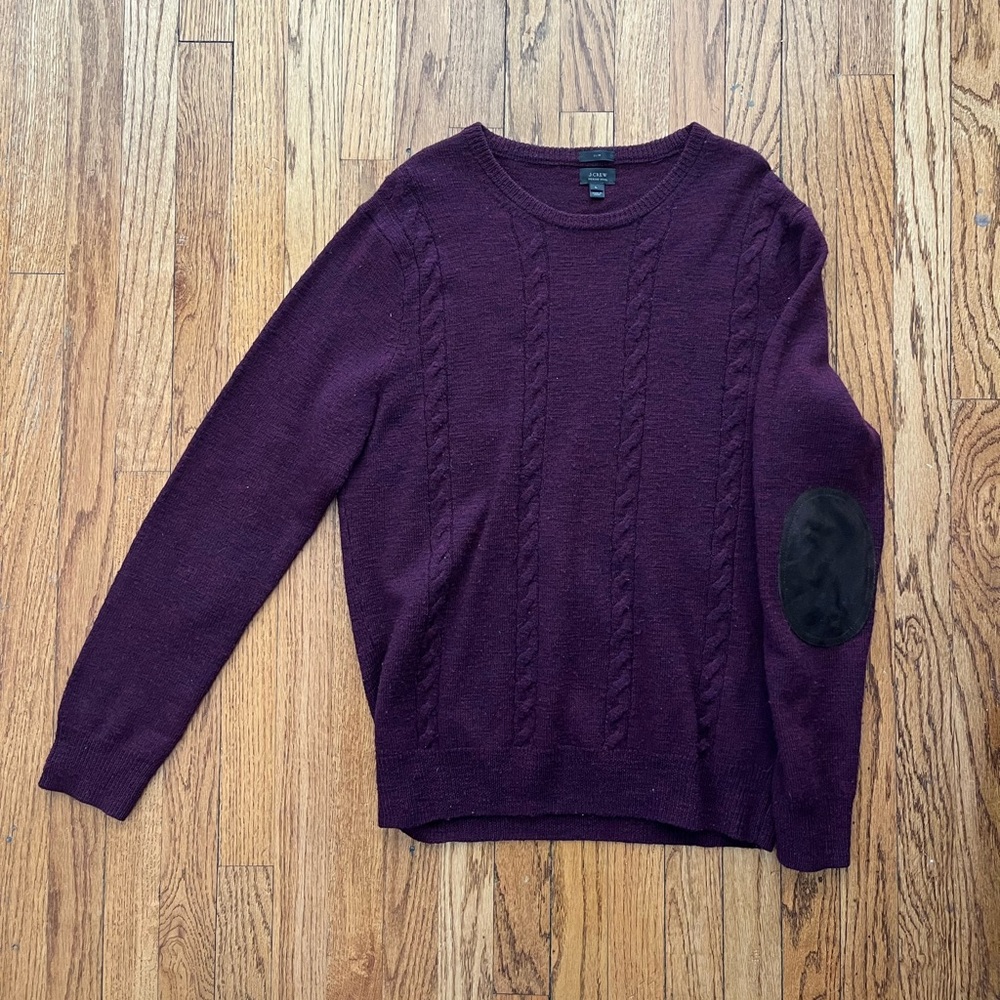 J Crew // Maroon Sweater w/ Elbow Pads // Large // Great Condition